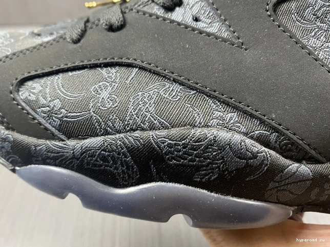(W) DB9818-001 6 Black Jordan SD Retro Triple 0630